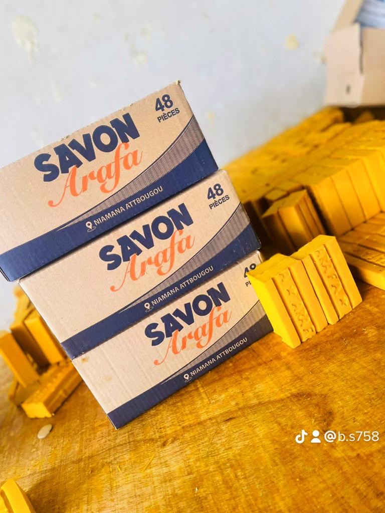 Savons ARAFA et cartons de conditionnement
