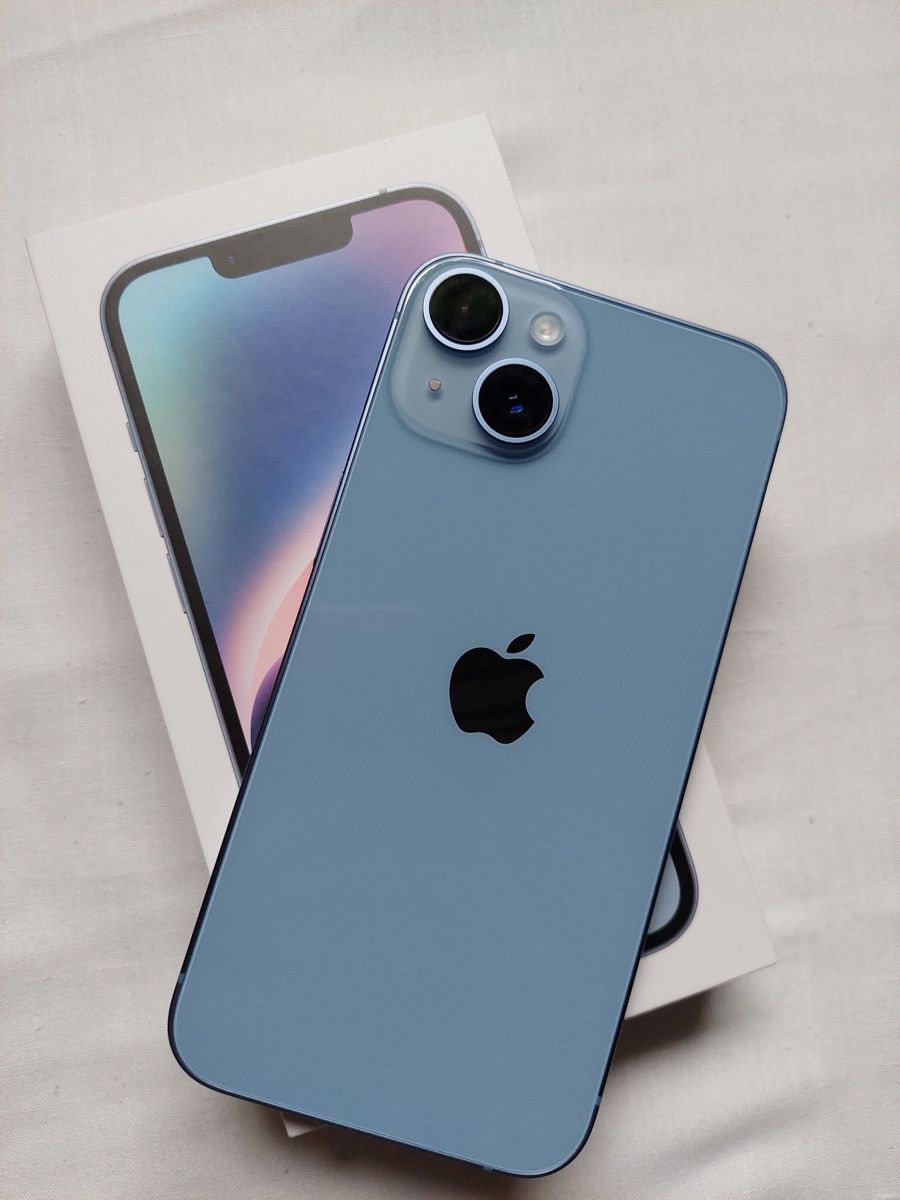 iPhone 13 – photo 1